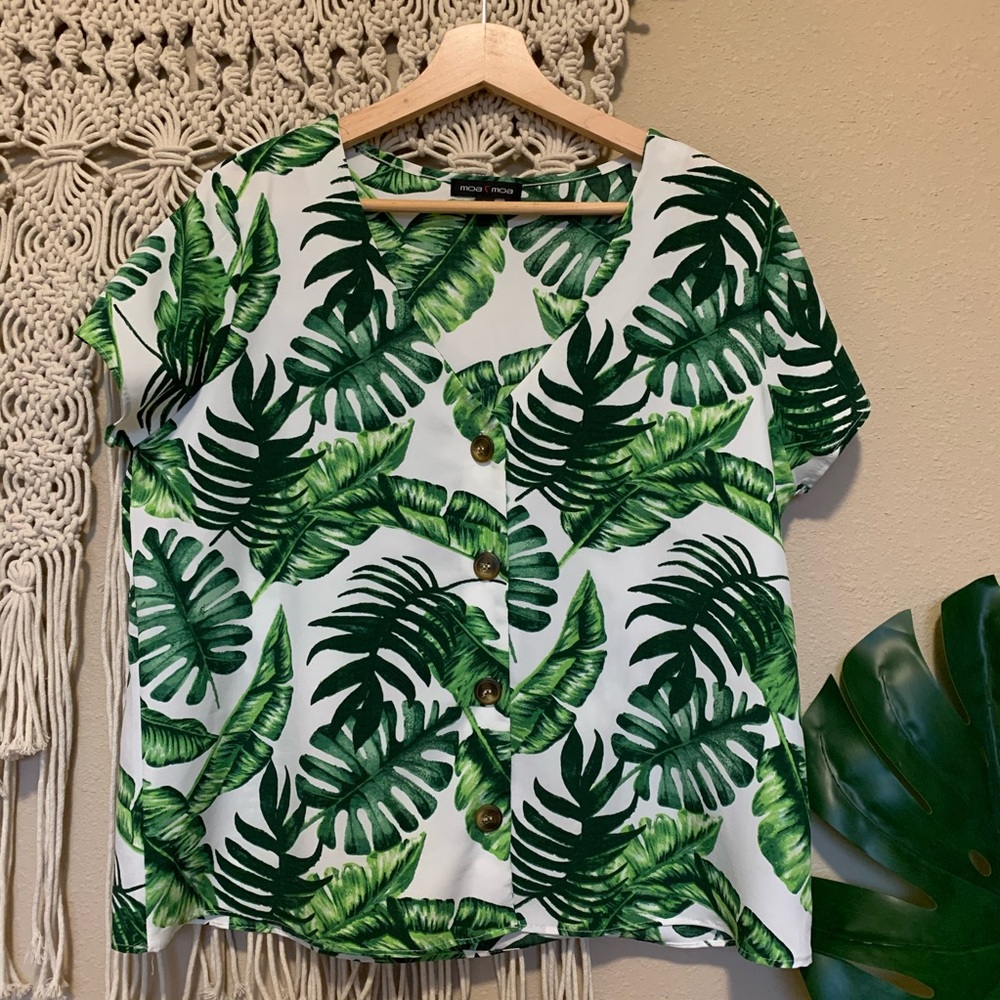 Tropical Leaf-printed Shirt